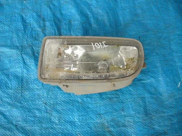Б.у. фара противотуманная TOYOTA LAND CRUISER J100 TOYOTA LAND CRUISER J100