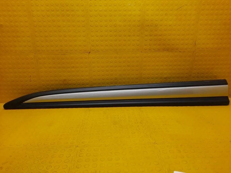 Молдинг двери Mitsubishi Outlander 2020 5727A403 GF0W 4B11CA7125, передний левый