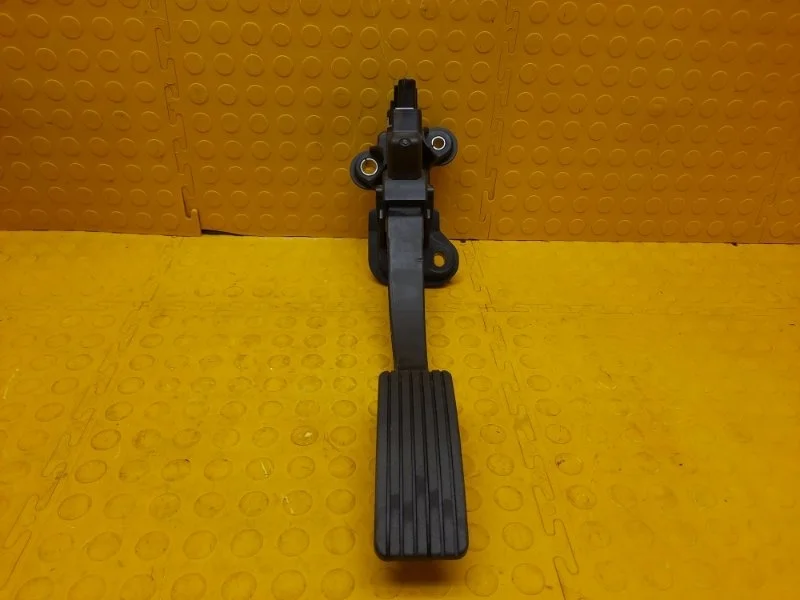 Педаль акселератора Mitsubishi Outlander 2021 1600A102 GF0W 4B11 CB8765