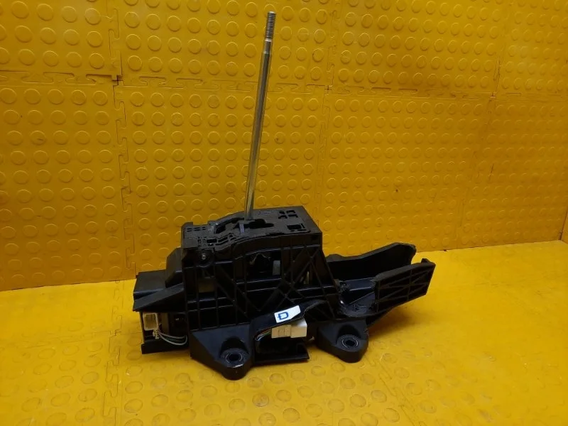 Селектор акпп Toyota Land Cruiser Prado 2016 3355060890 GDJ150 1GD8125212