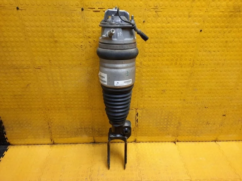 Пневмобалон Volkswagen Touareg 2011 7P6616040N NF CKDA 002809, передний правый