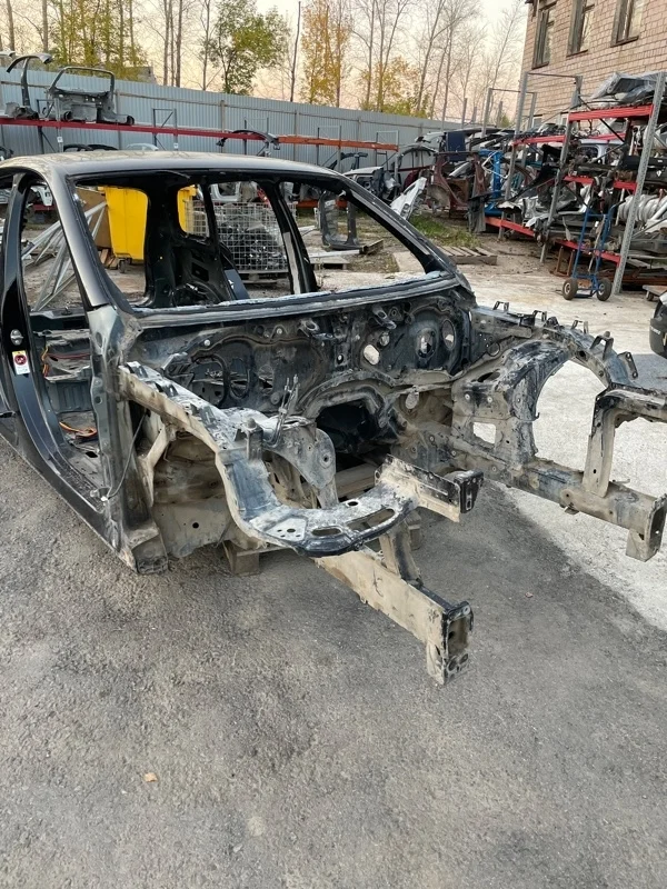Лонжерон Volkswagen Touareg 2011 7P0803092E NF CKDA 002809, передний правый