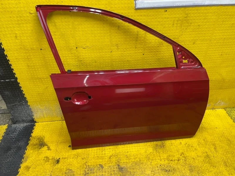 Дверь Skoda Rapid 2021 60U831056 NK6 CWV936740, передняя правая