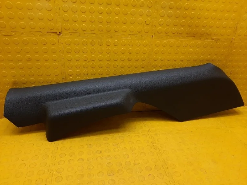 Обшивка Volkswagen Polo 2019 6RU86776682V 6C1 CWV 630478, задняя правая