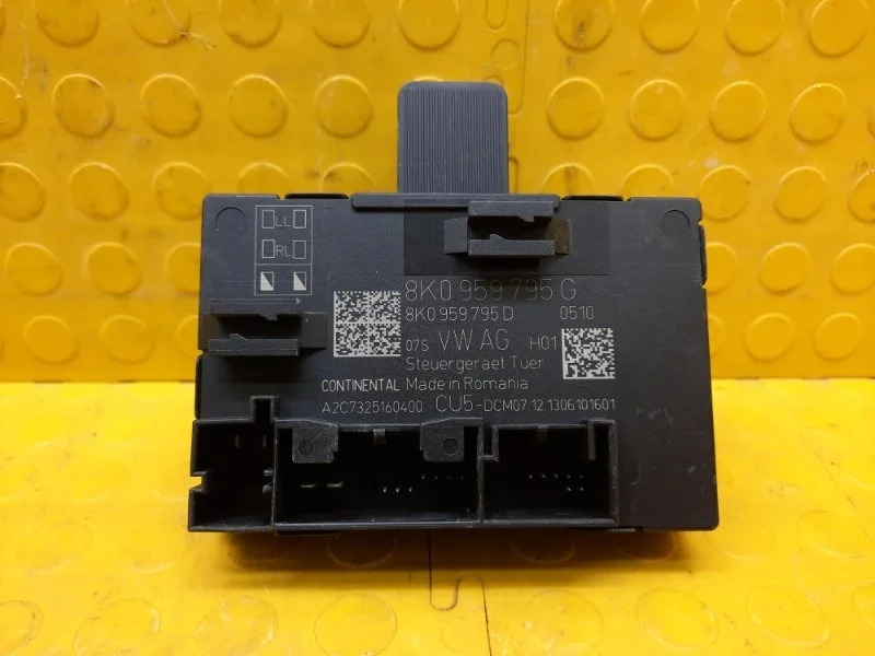 Блок управления дверьми Audi Q5 2014 8K0959795G 8RB CMGB, задний