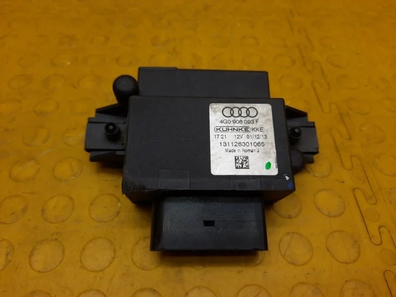 Блок управления топливным насосом Audi Q5 2014 4G0906093F 8RB CMGB
