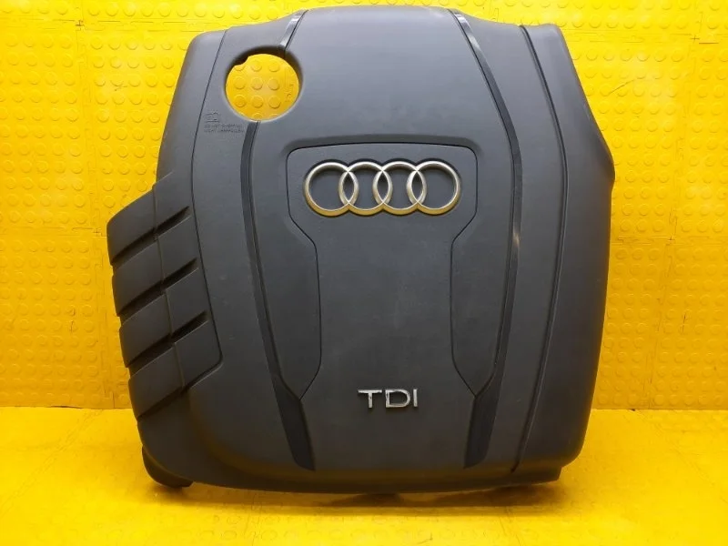 Крышка двигателя Audi Q5 2014 03L103925AB 8RB CMGB