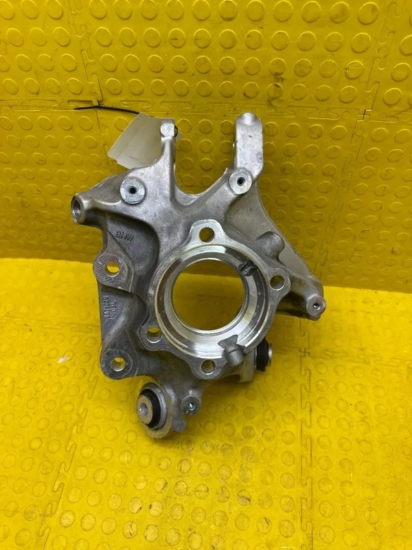 Кулак поворотный Bmw X3 2024 33306871027 G01, задний левый