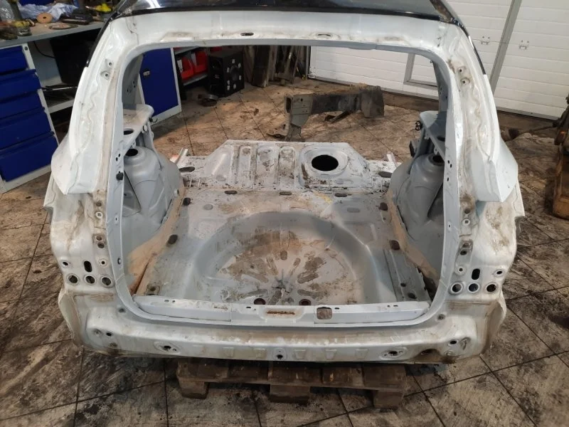 Панель задка Renault Kaptur 2018 852482220R REA F4R410