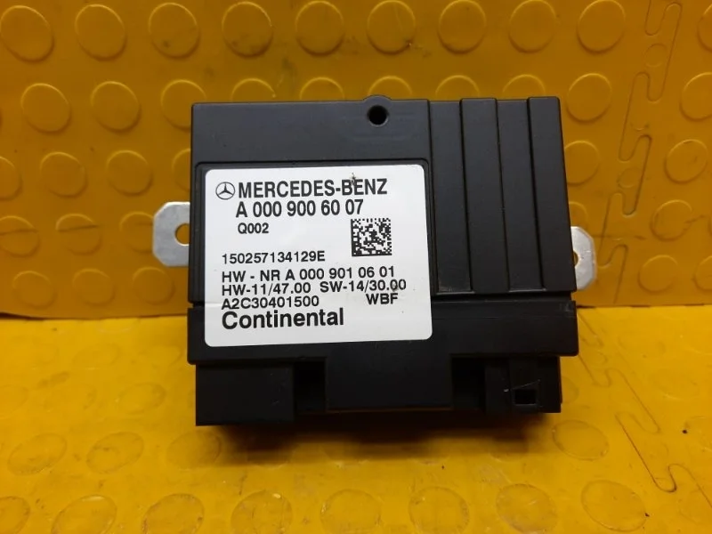 Блок управления топливным насосом Mercedes-Benz Glc- Class 2015 A0009006007 X253 M651 D22