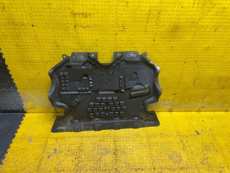 Защита двигателя / пыльник двигателя Mercedes-Benz Glc- Class 2015 A2135203500 X253 M651 D22