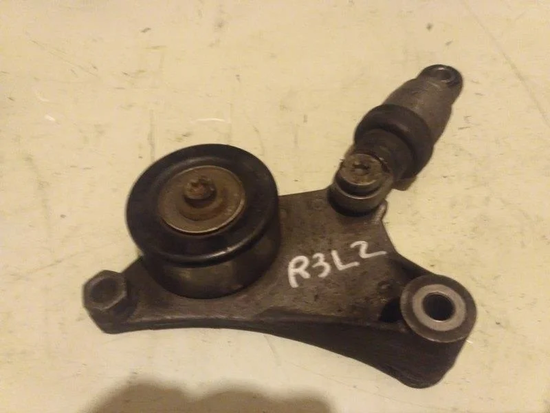 Б.у. натяжитель приводного ремня TOYOTA RAV4 ACA30 TOYOTA RAV4 ACA30
