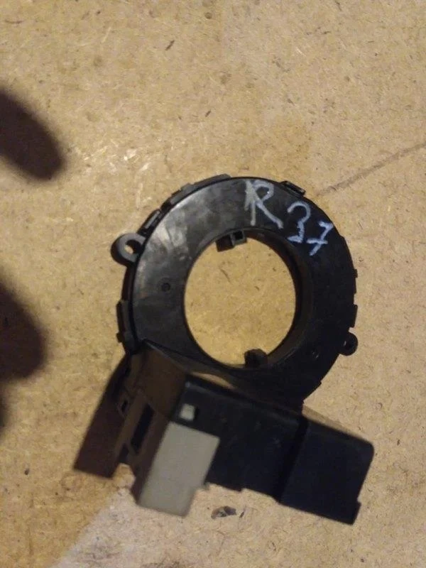 Б.у. датчик положения руля TOYOTA RAV4 ACA30 TOYOTA RAV4 ACA30