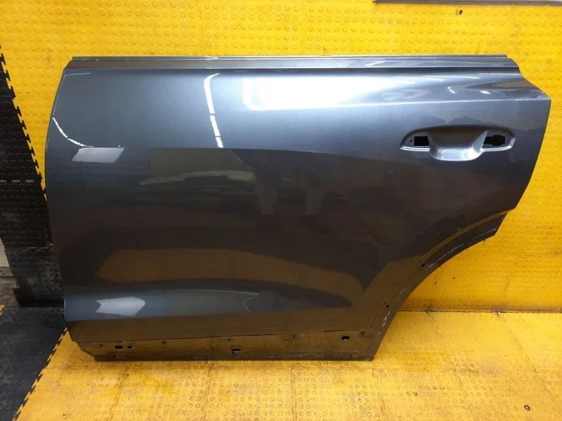 Дверь Audi Q8 2021 4M8833051C 4MN CVMD, задняя левая