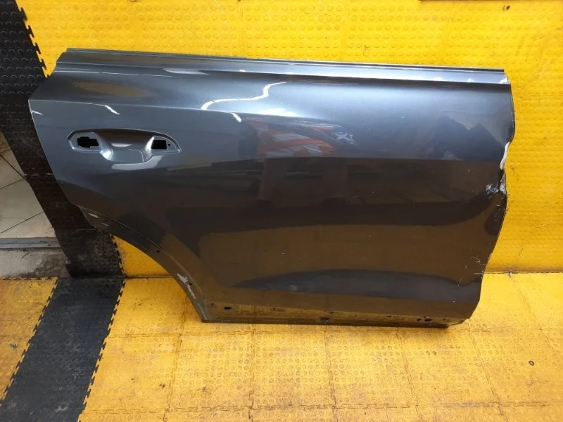 Дверь Audi Q8 2021 4M8833052C 4MN CVMD, задняя правая