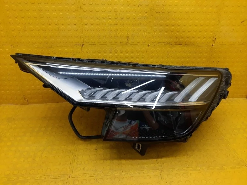 Фара Audi Q8 2021 4M8941783 4MN CVMD, левая