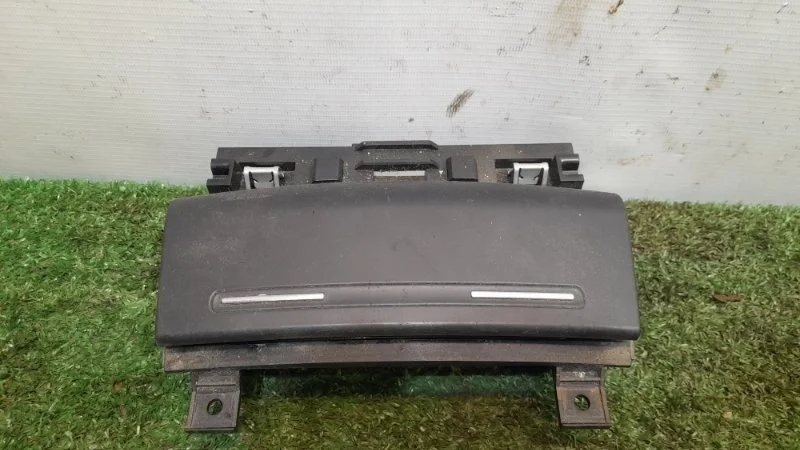 Пепельница Audi A3 2006 8P0857951 8P 1.6 BSE (102 Л.С.)
