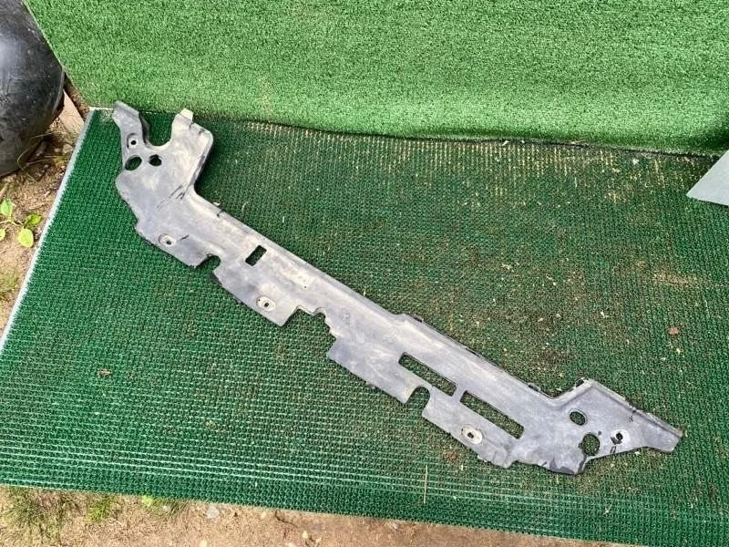 Кожух замка капота Toyota Corolla 2007 5314012020 E140 1.6 1ZRFE