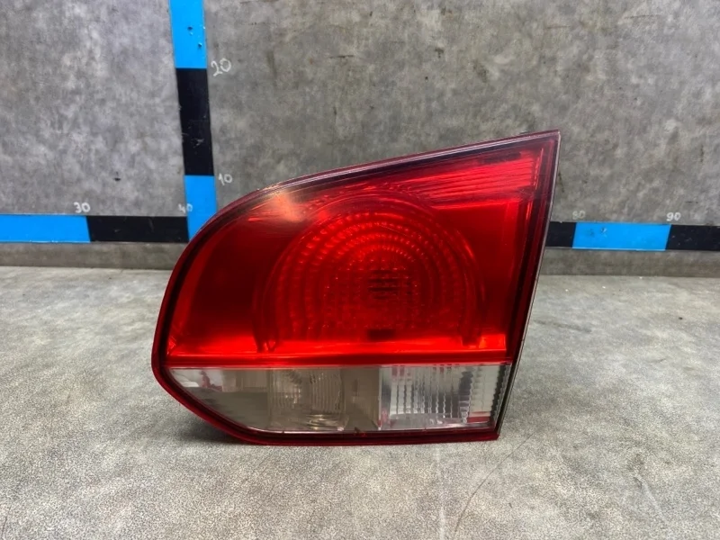 Фонарь Volkswagen Golf 2009 5K0945108 6 1.6 BSE AT (DSG), задний правый