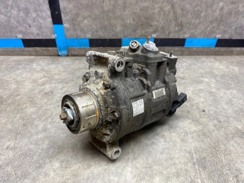Компрессор кондиционера Volkswagen Golf 2009 1K0820859T 6 1.6 BSE AT (DSG)