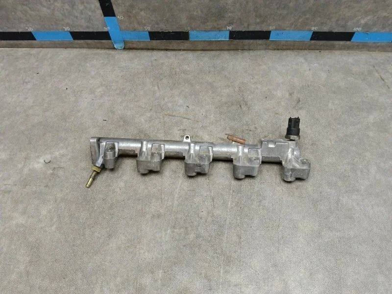 Топливная рейка (рампа) Mazda Cx-7 2008 L3K913150E 2.3 L3VDT ТУРБО AT