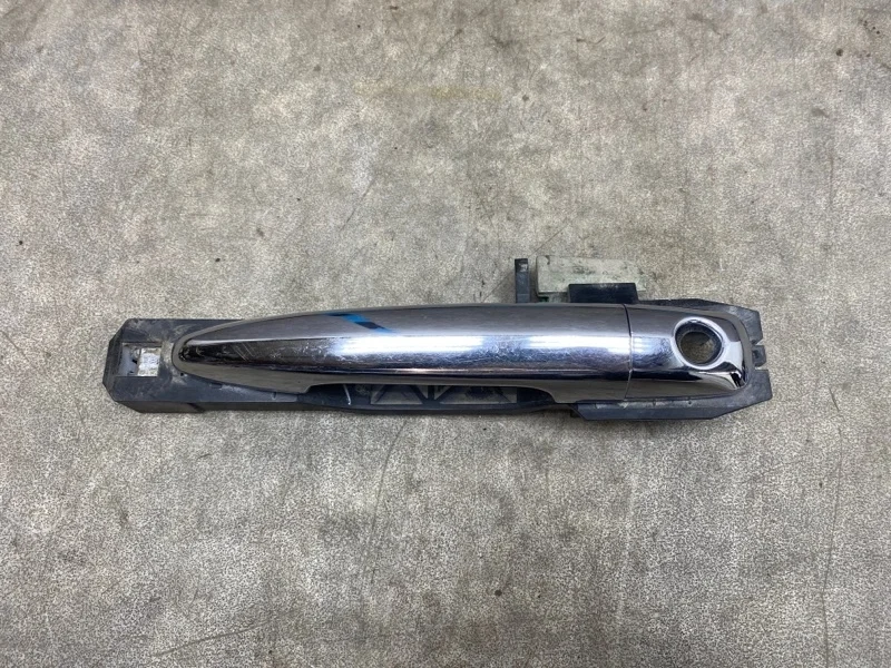 Ручка двери Subaru B9 Tribeсa 2007 61160XA01A USA 3.0 EZ30 AT, передняя левая
