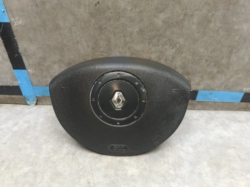 Подушка безопасности Renault Megane 2005 8200381849 2 1.6 K4M760