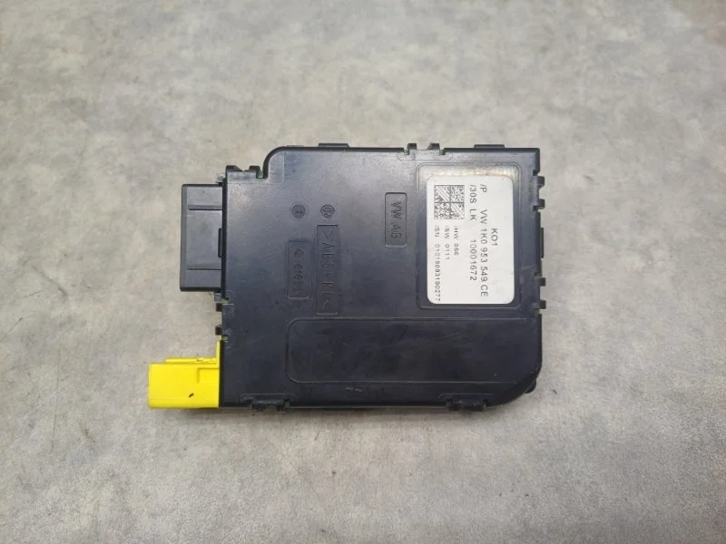 Блок подрулевых переключателей Volkswagen Golf 2010 1K0953549BM 6 (3D) 1.4 CAXA AT