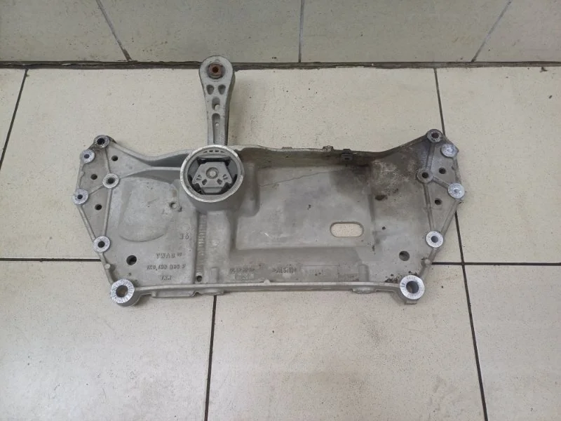 Подрамник Volkswagen Golf 2010 1K0199369F 6 (3D) 1.4 CAXA AT, передний