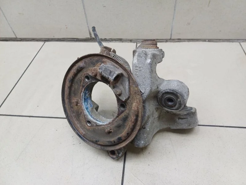 Кулак Cadillac Srx 2007 88951999 4.6 LH2, задний левый