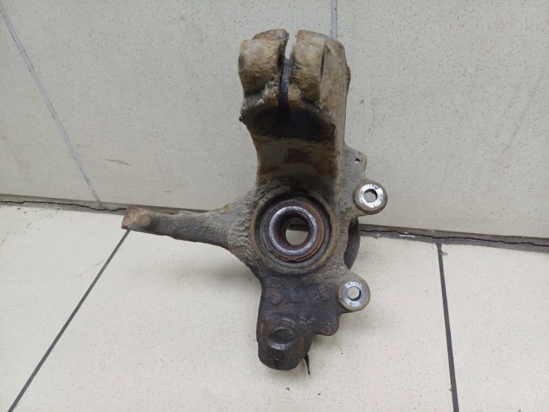 Кулак поворотный Ford Focus 2008 1420863 2 1.6 SIDA MT, передний левый