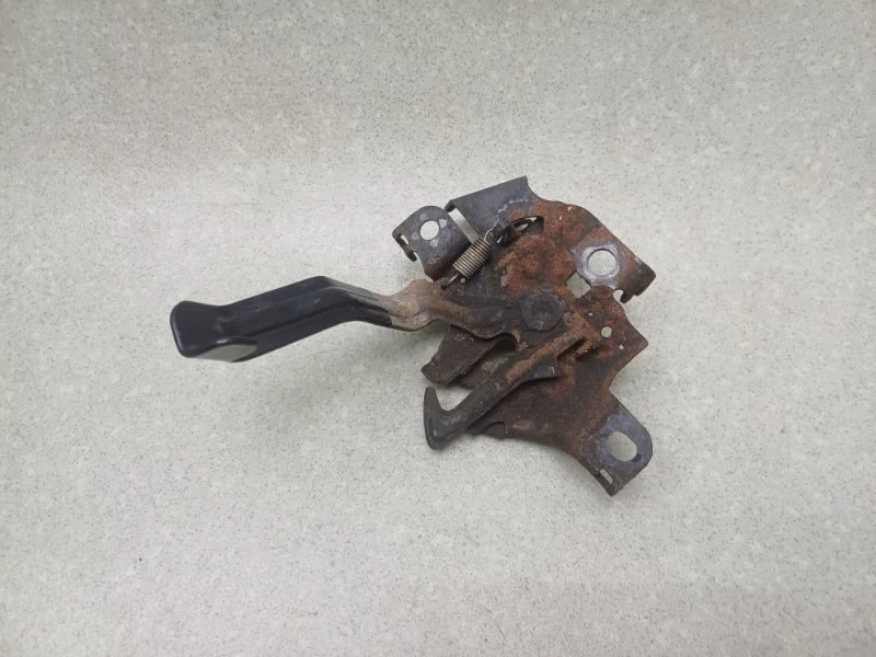 Замок капота Toyota Corolla 2006 5351012890 E150 1.6 1ZR MT SED
