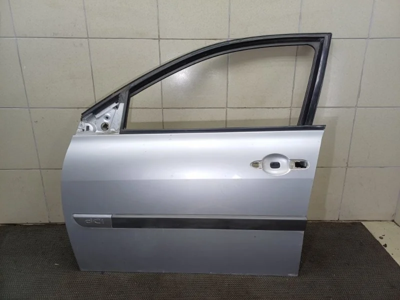 Дверь Renault Megane 2006 7751473728 2 (УНИВ) 1.5 ДИЗЕЛЬ MT K9K, передняя левая