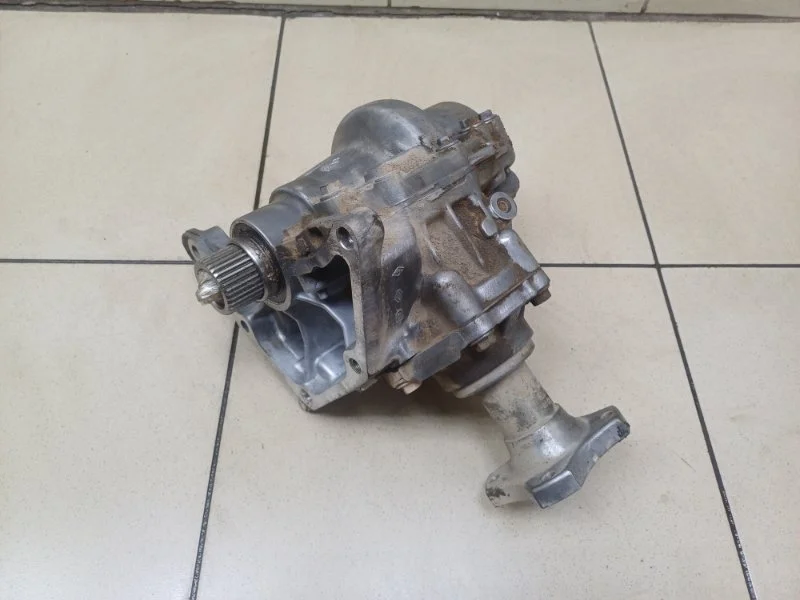 Раздаточная коробка Renault Duster 2015 8200988059 2.0 F4RE410 MT 4WD, передняя