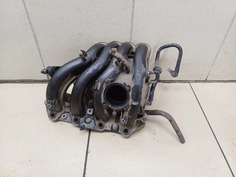 Коллектор впускной Volkswagen Polo 2013 036129709KA СЕДАН 1.6 CFNA