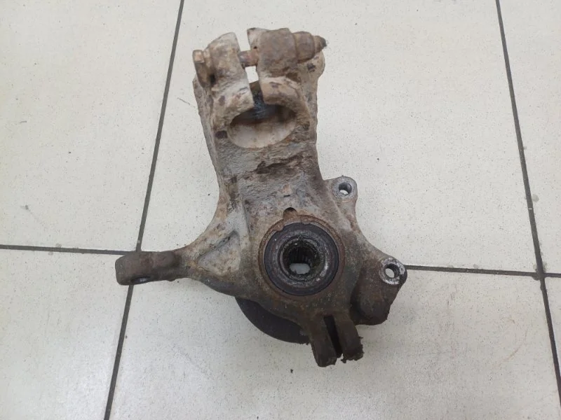 Кулак поворотный Citroen C3 2006 364691 ХЭТЧБЕК 1.4 KFV (MT), передний левый