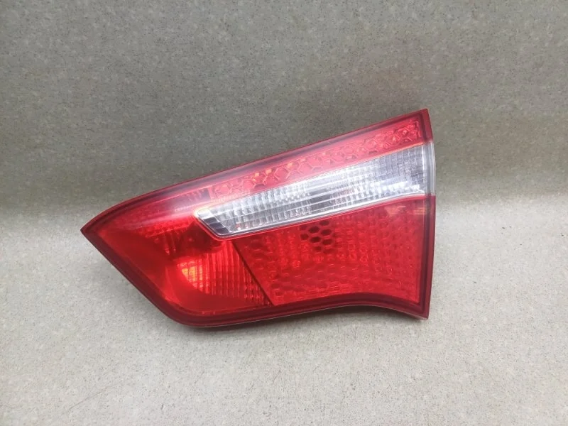 Фонарь Kia Rio 2011 924044X000 СЕДАН 1.4 G4FA, задний правый