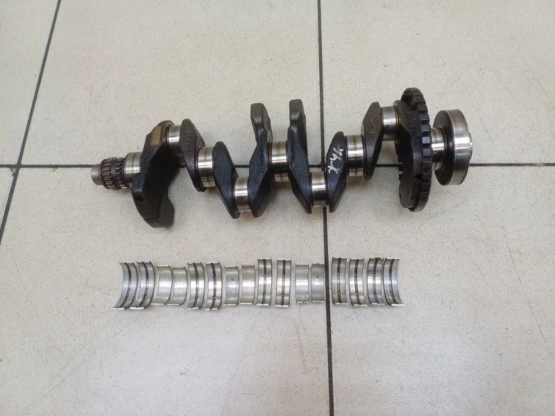Коленвал Nissan Juke 2012 122011KA0A 1.6 HR16