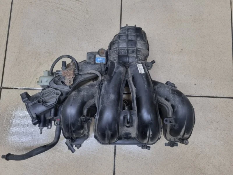 Коллектор впускной Mazda 6 2010 L82913100A 1.8 L8 MT