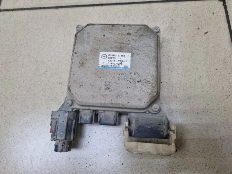 Блок электронный Mazda 6 2010 GS1D67880H 1.8 L8 MT