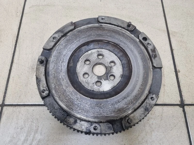 Маховик Mazda 6 2010 LFEV11500 1.8 L8 MT