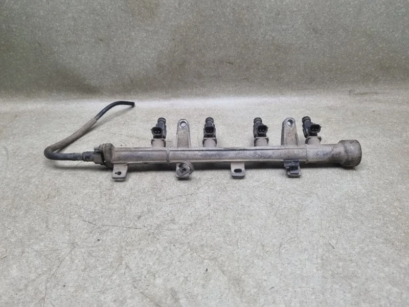 Топливная рейка (рампа) Hyundai Getz 2008 3530426610 1.4 G4EE MT