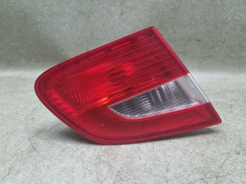 Фонарь Skoda Superb 2013 3T5945107 2 1.8 CDAB AT, задний левый