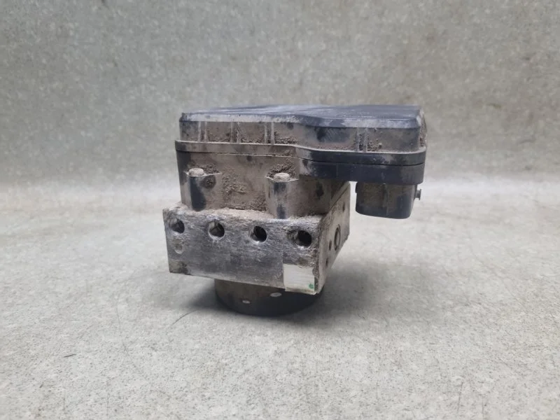 Блок ABS Toyota Corolla 2006 4405012210 СЕДАН 1.6 1ZR MT