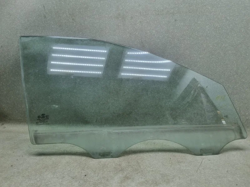 Стекло Hyundai Sonata 2007 824213K000 NF 2.0 D4EA AT, переднее правое