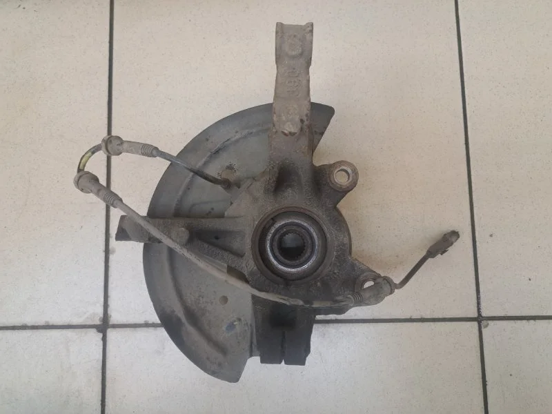 Кулак поворотный Renault Logan 2017 400158414R 2 1.6 K7MA812 (82), передний левый