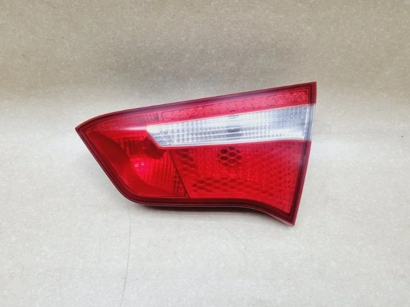 Фонарь Kia Rio 2014 924044X000 3 1.4 G4FA MT, задний правый