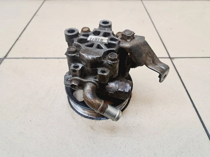 Насос гидроусилителя Toyota Avensis 2007 4431005090 2.0 1AZ-FSE AT