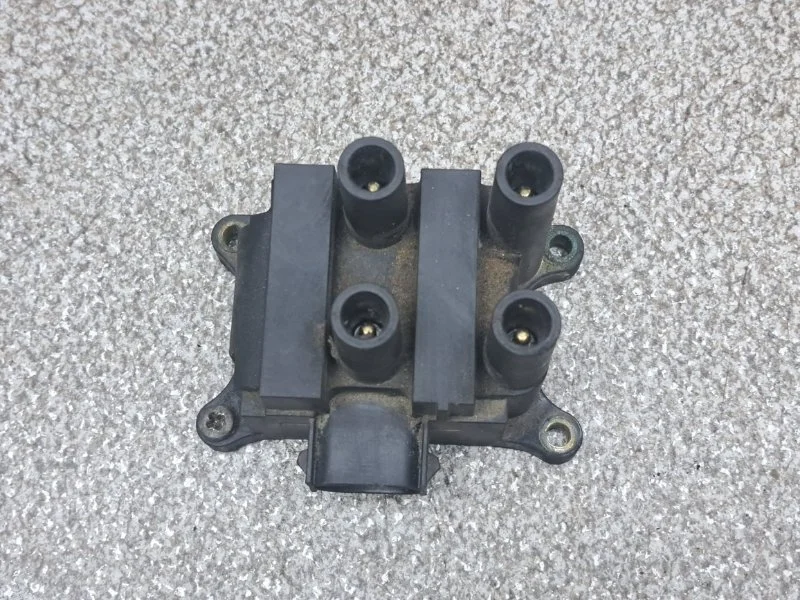 Катушка зажигания Ford Focus 2004 1317972 1 1.6 FYDD MT