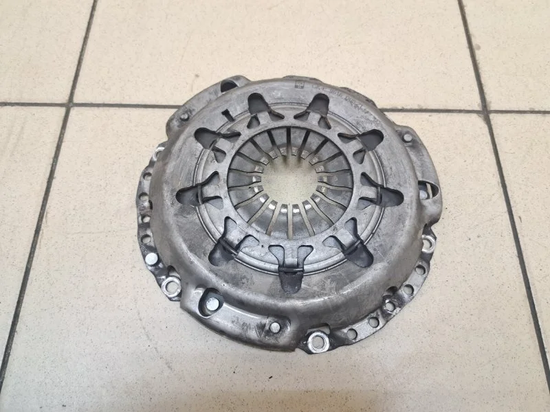 Корзина сцепления Ford Focus 2004 1252272 1 1.6 FYDD MT